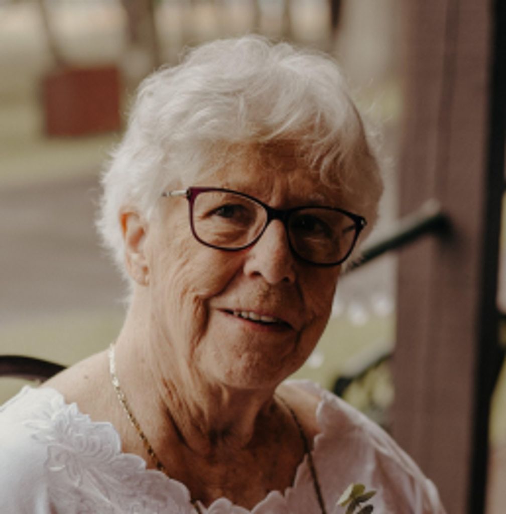 Janet Hodge