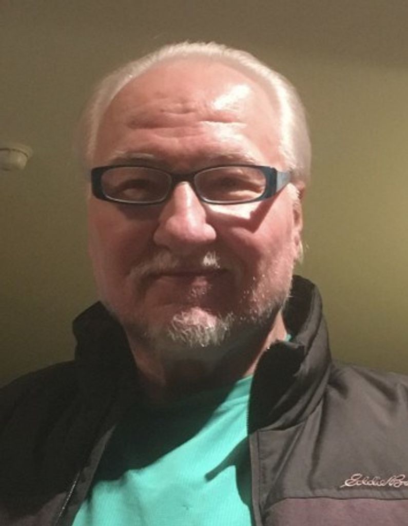 Helmut R. Habenschuss Profile Photo