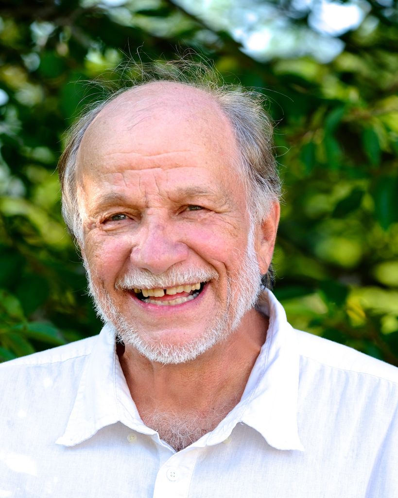 Robert Gordon Barton, Jr. Profile Photo