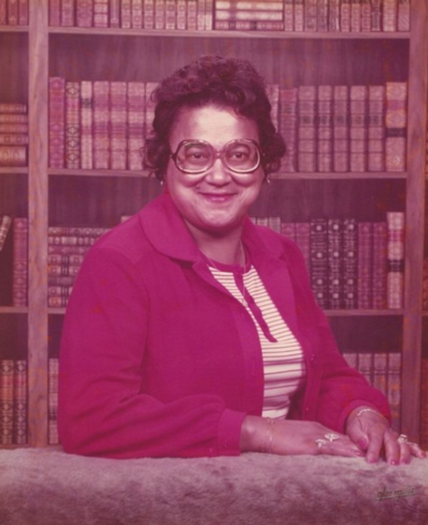 Mae Lois Burleson Profile Photo