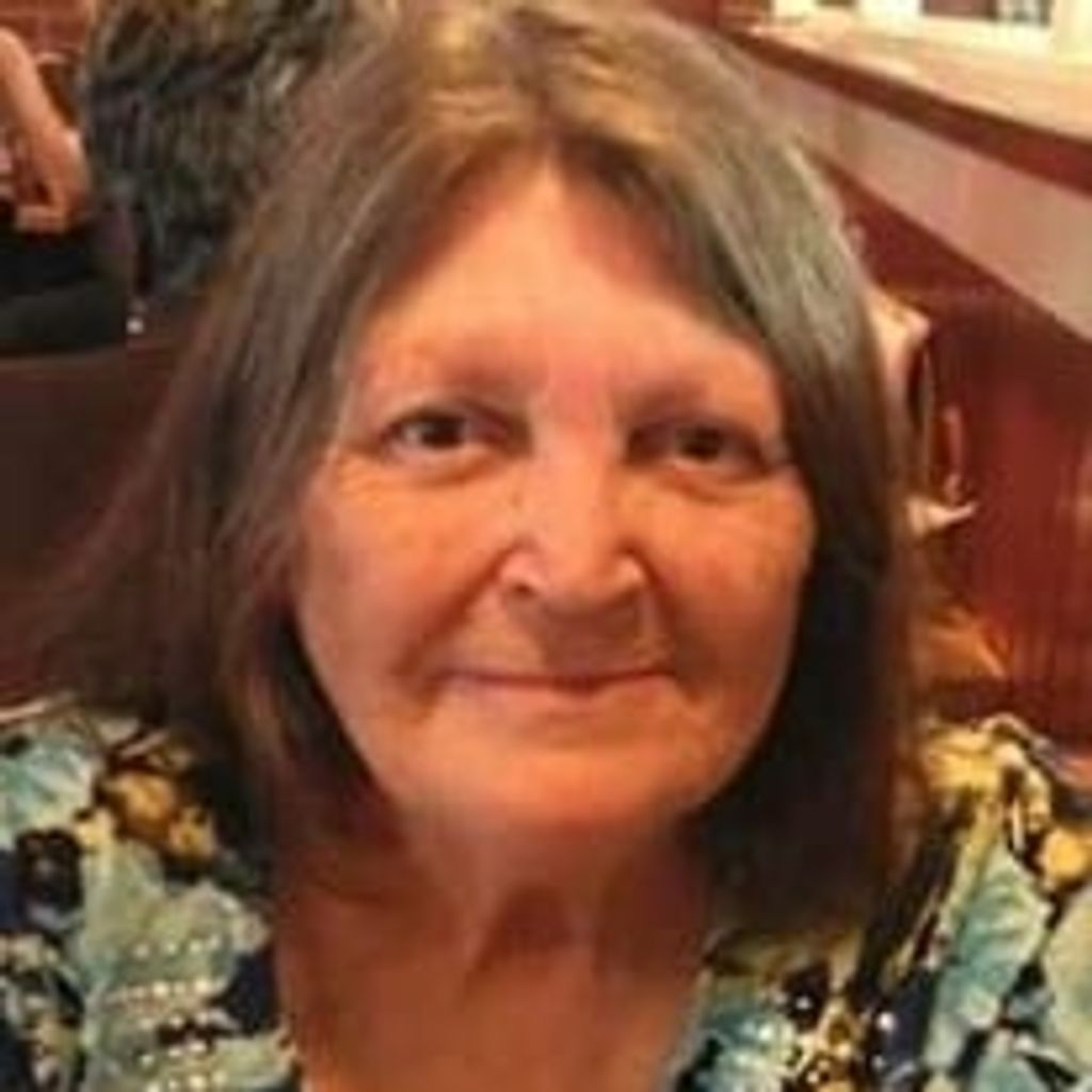 Maureen R Finley