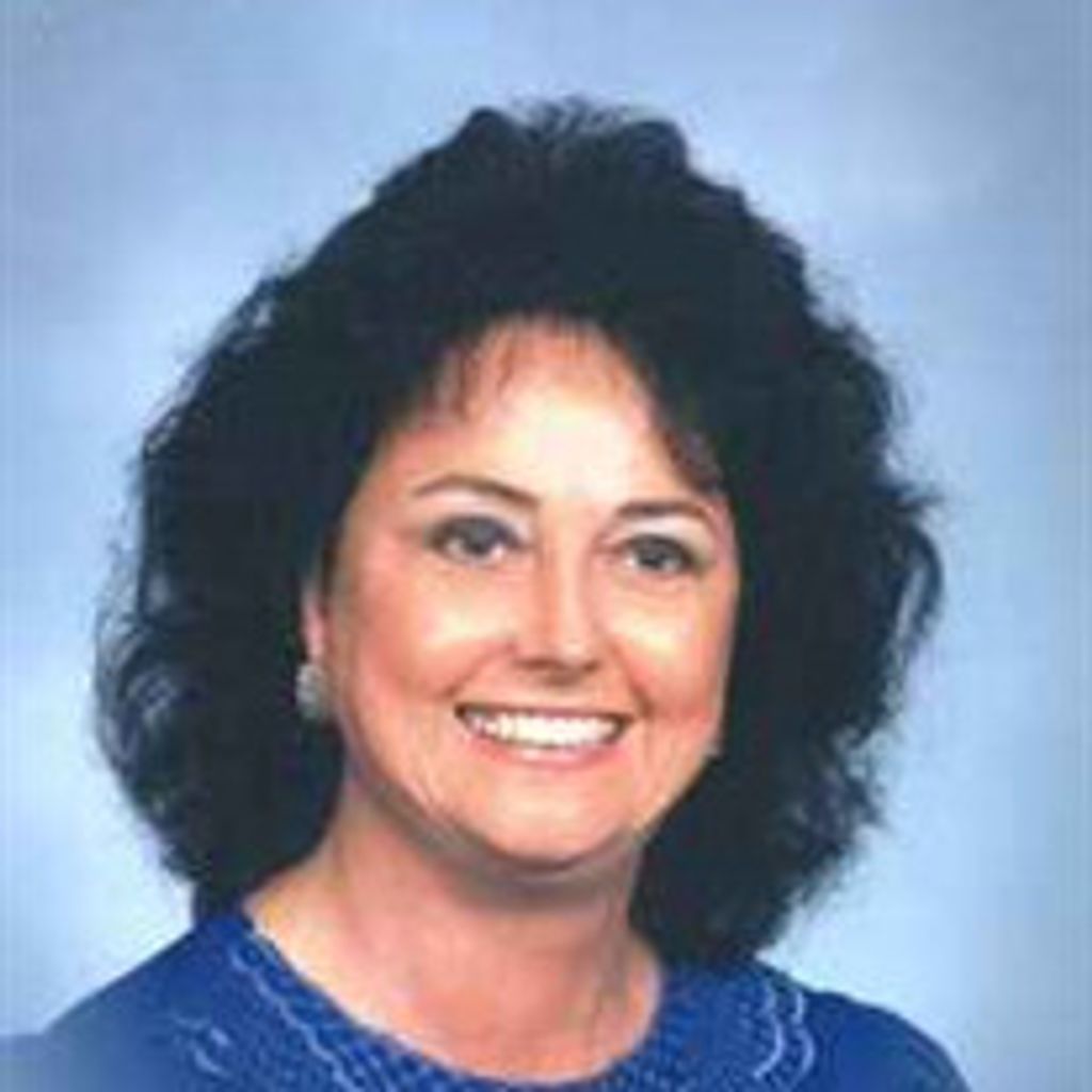 Dee Holley
