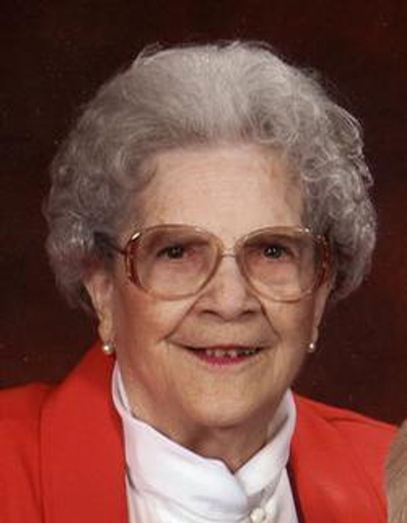 Maxine M Terry