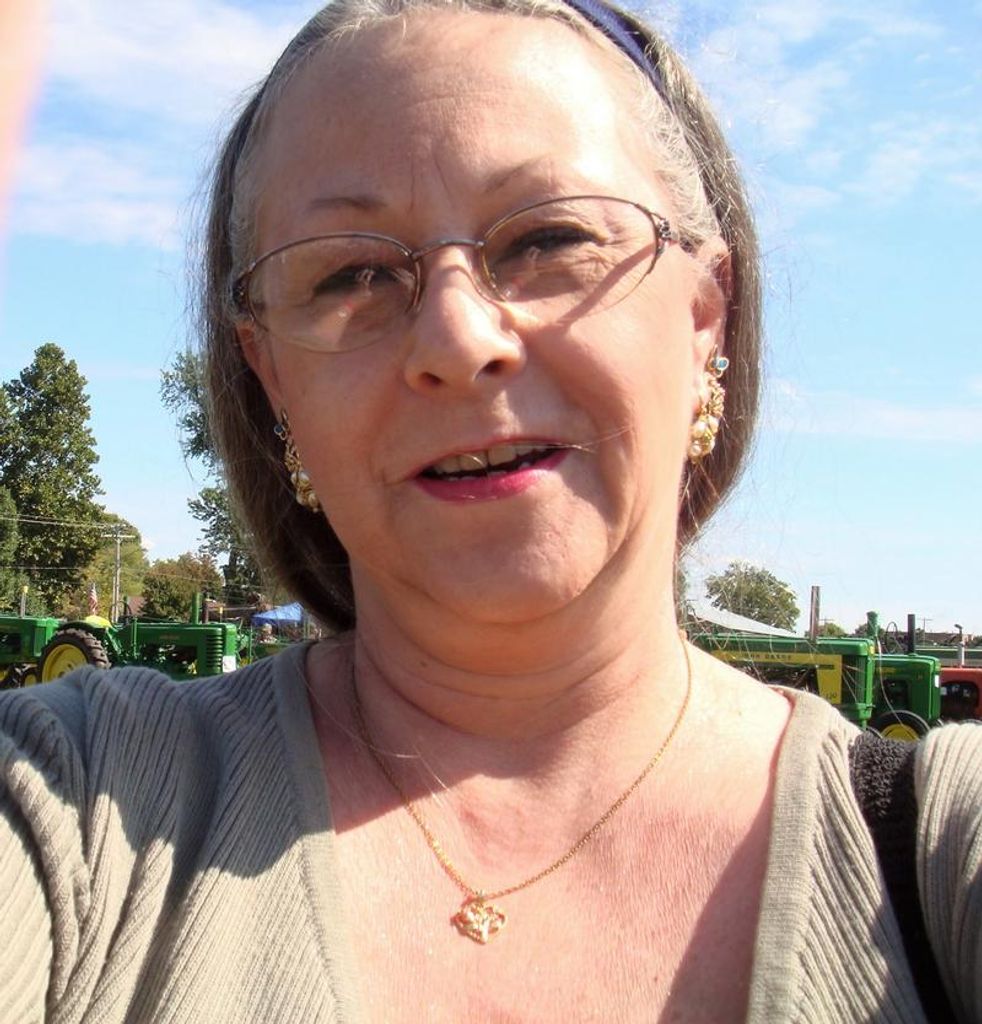 Teresa Beth Brown Profile Photo