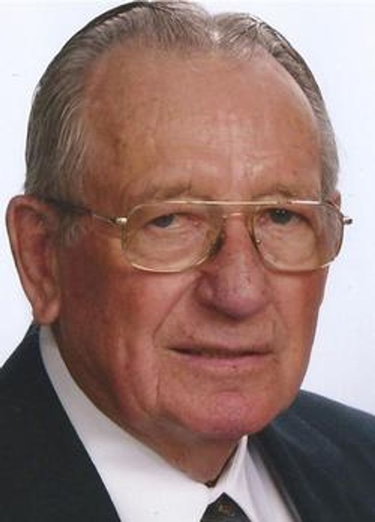 Eugene L. Veselka Profile Photo