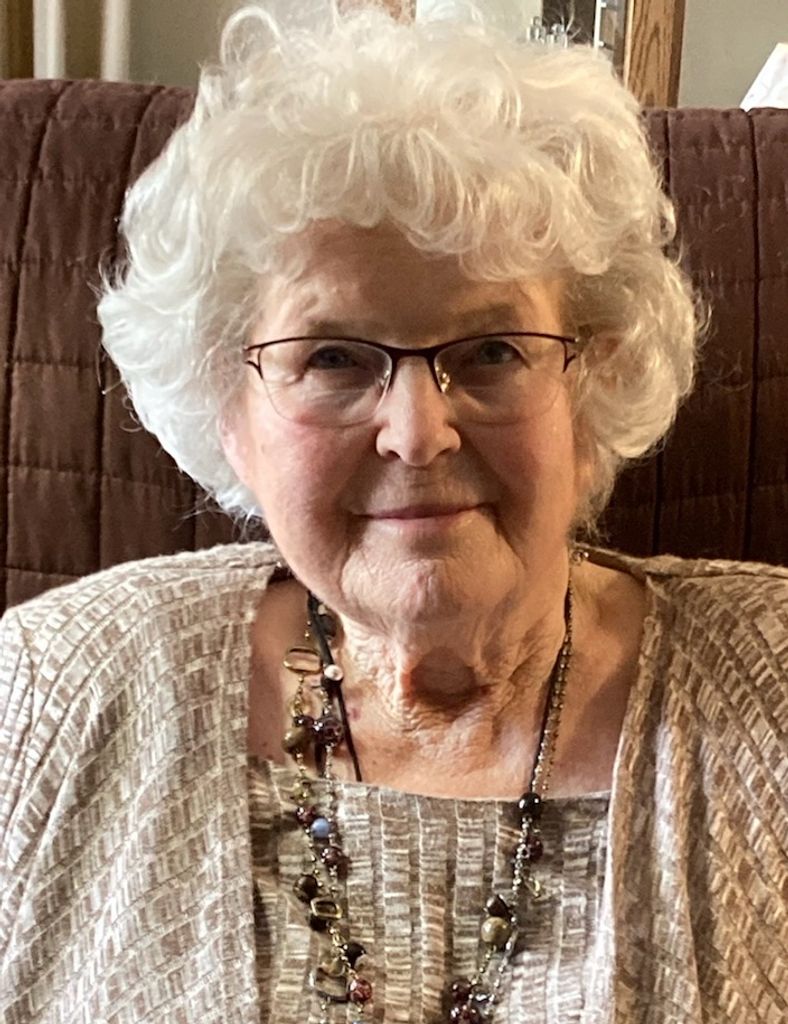 Leona (Lee) Mae Bulmer Profile Photo