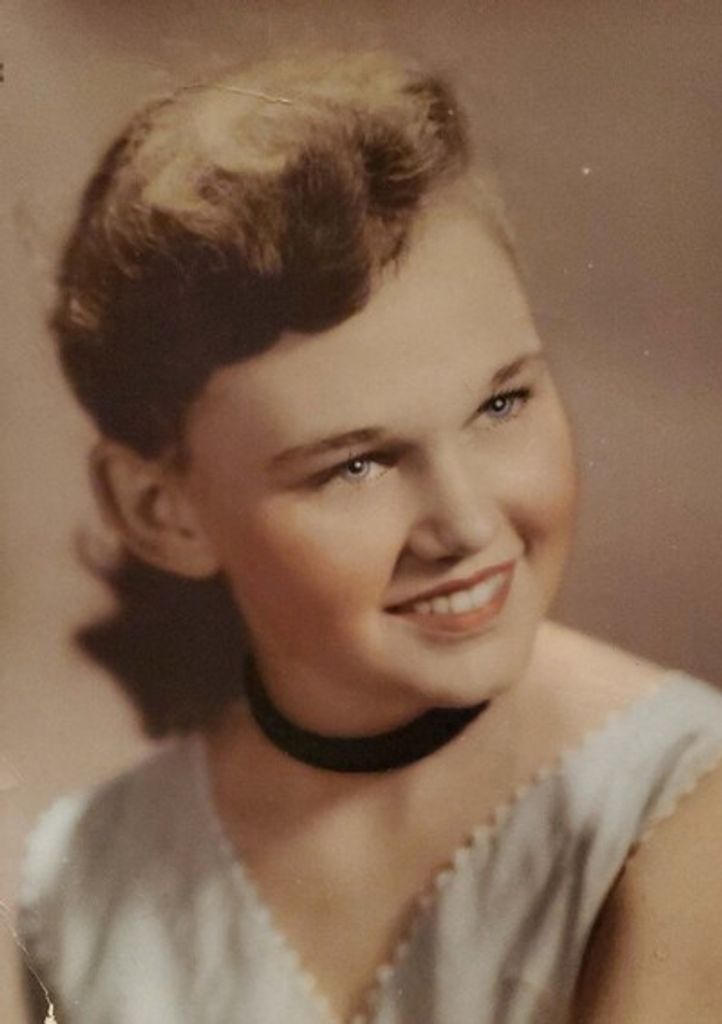 Linda Decker Hale Profile Photo