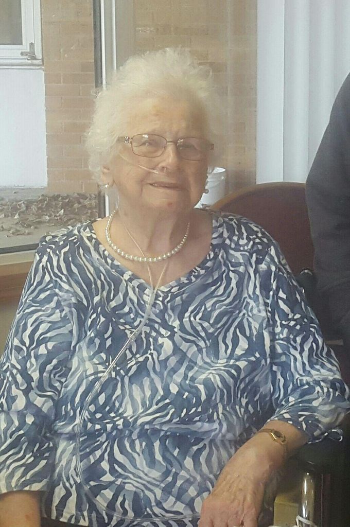 Helga Lubenow