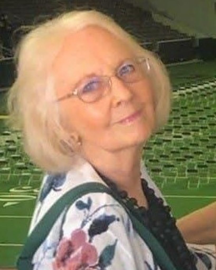 Carolyn Dee Valacich