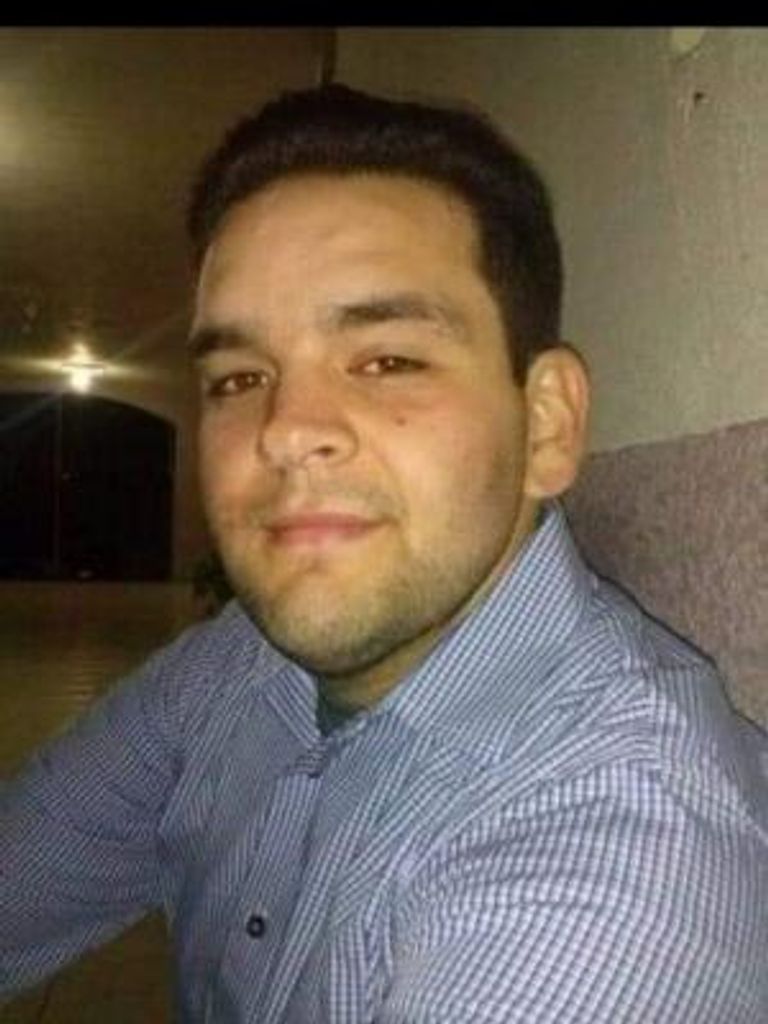 Tinajero, Francisco "Frankie"