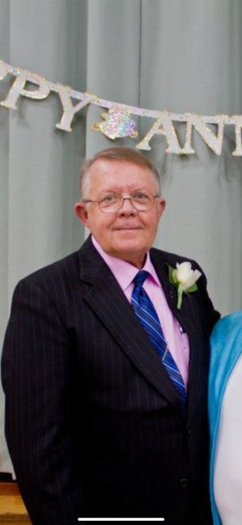 Mickey Lee Knipe Profile Photo