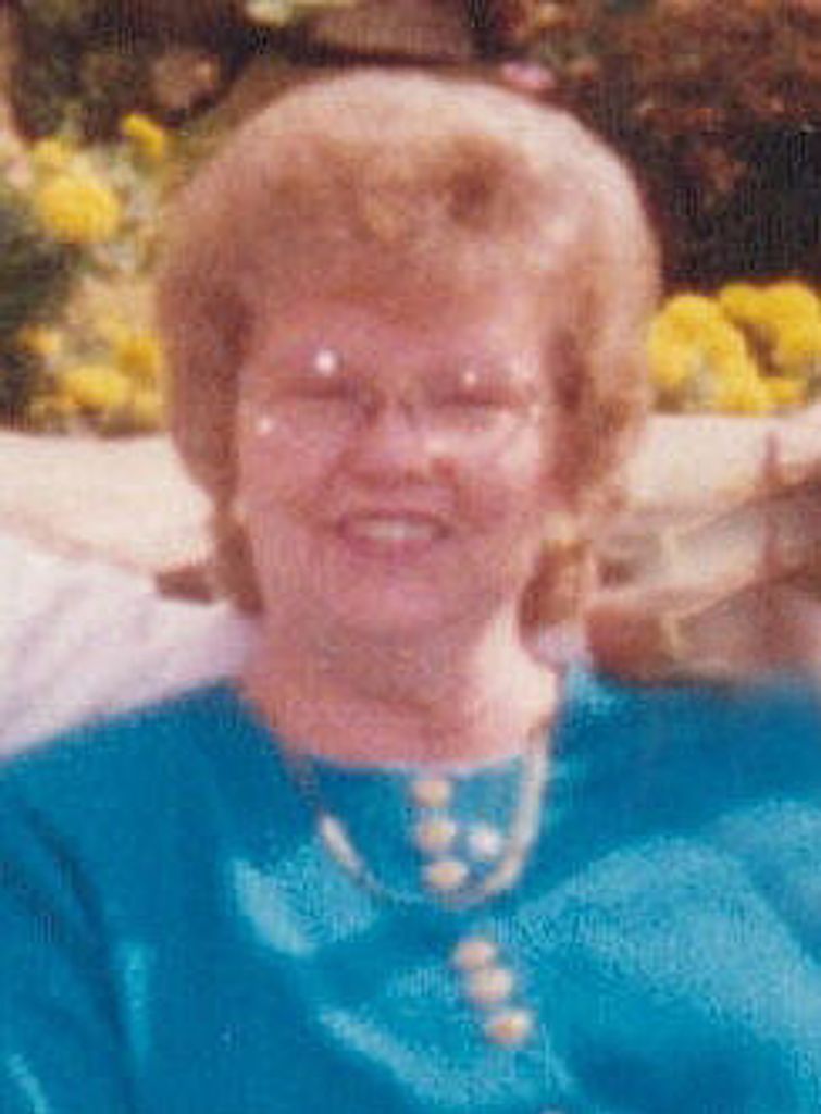 Lucille Loflin Saunders