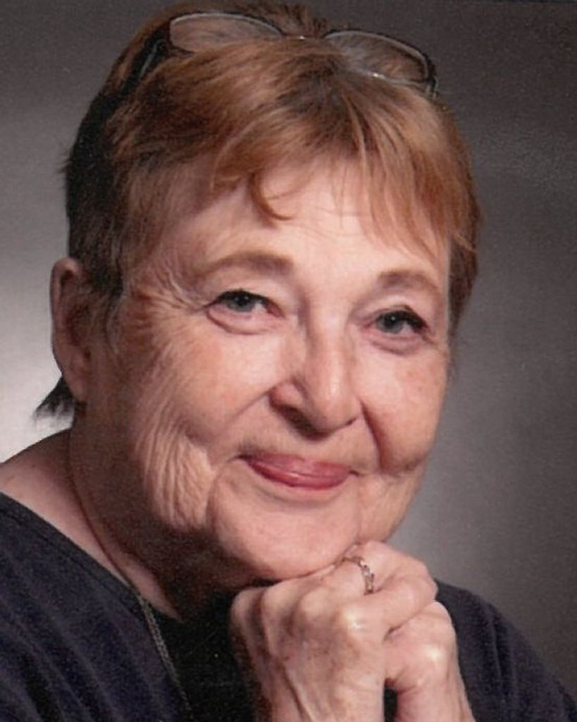 Carolyn Smith Profile Photo