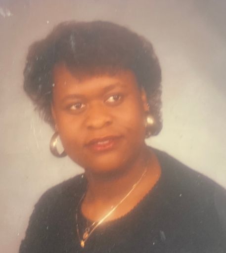 Ernestine Gail Williams photo gallery thumbnail 1 of 101
