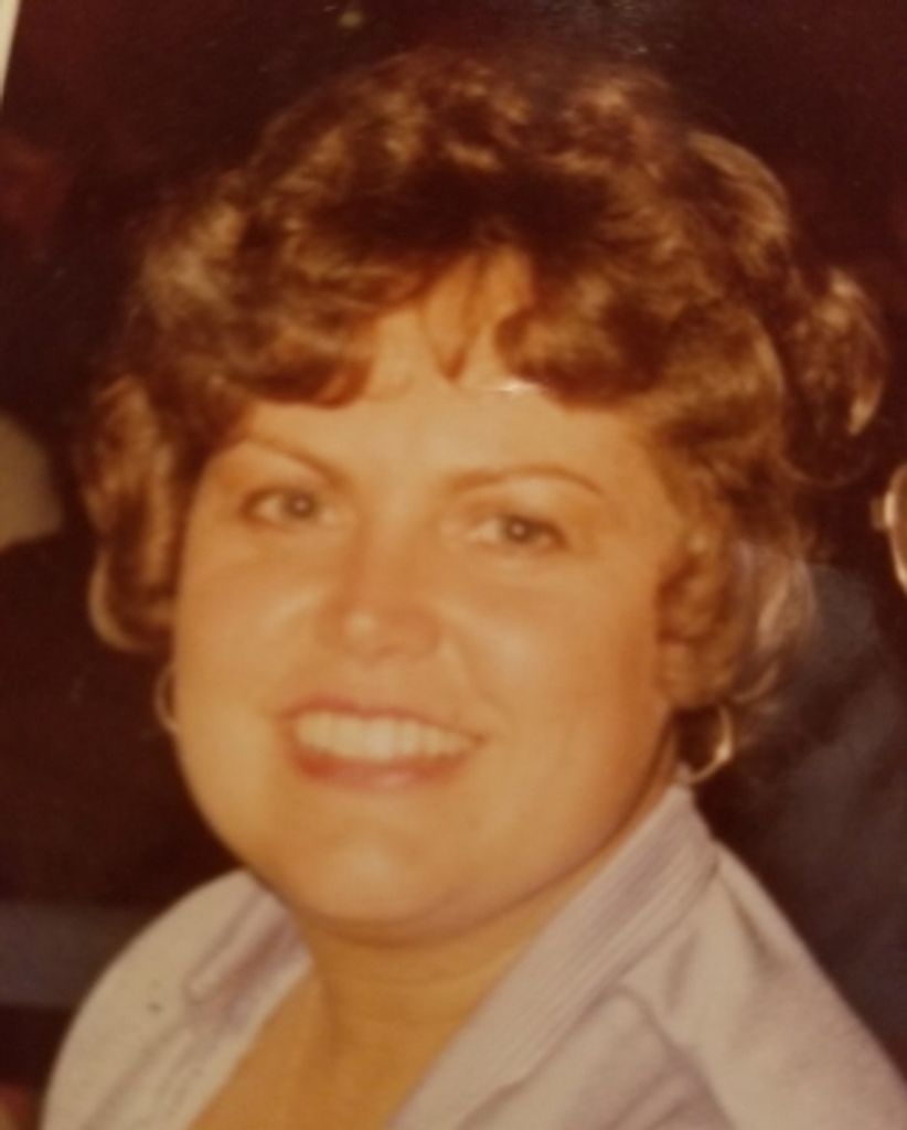 Mrs Lorraine Desaulniers Profile Photo