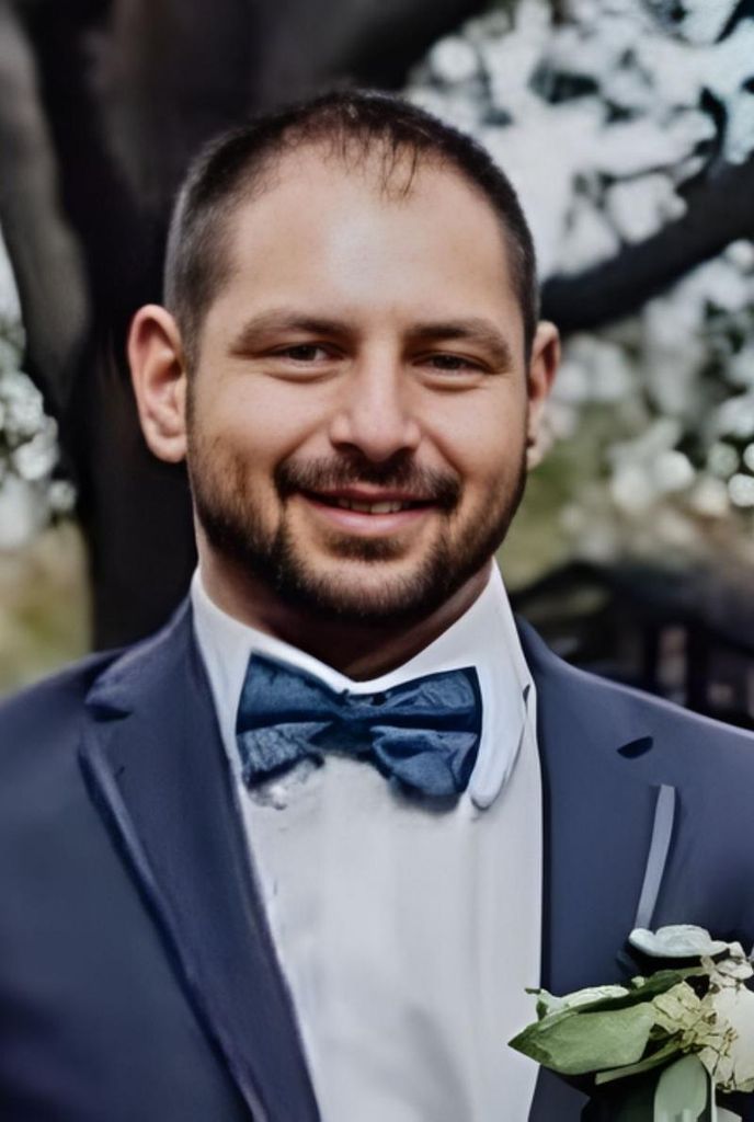 Christopher Paul Bustamante Profile Photo