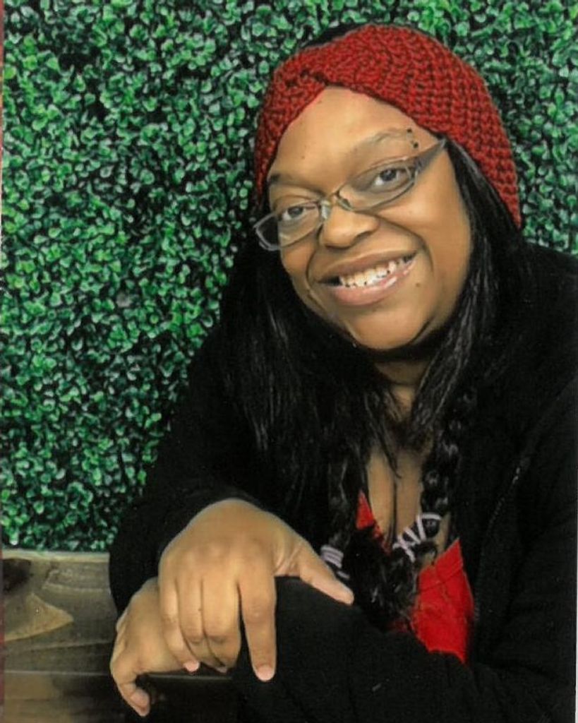 Tynea Terri Carpenter Profile Photo