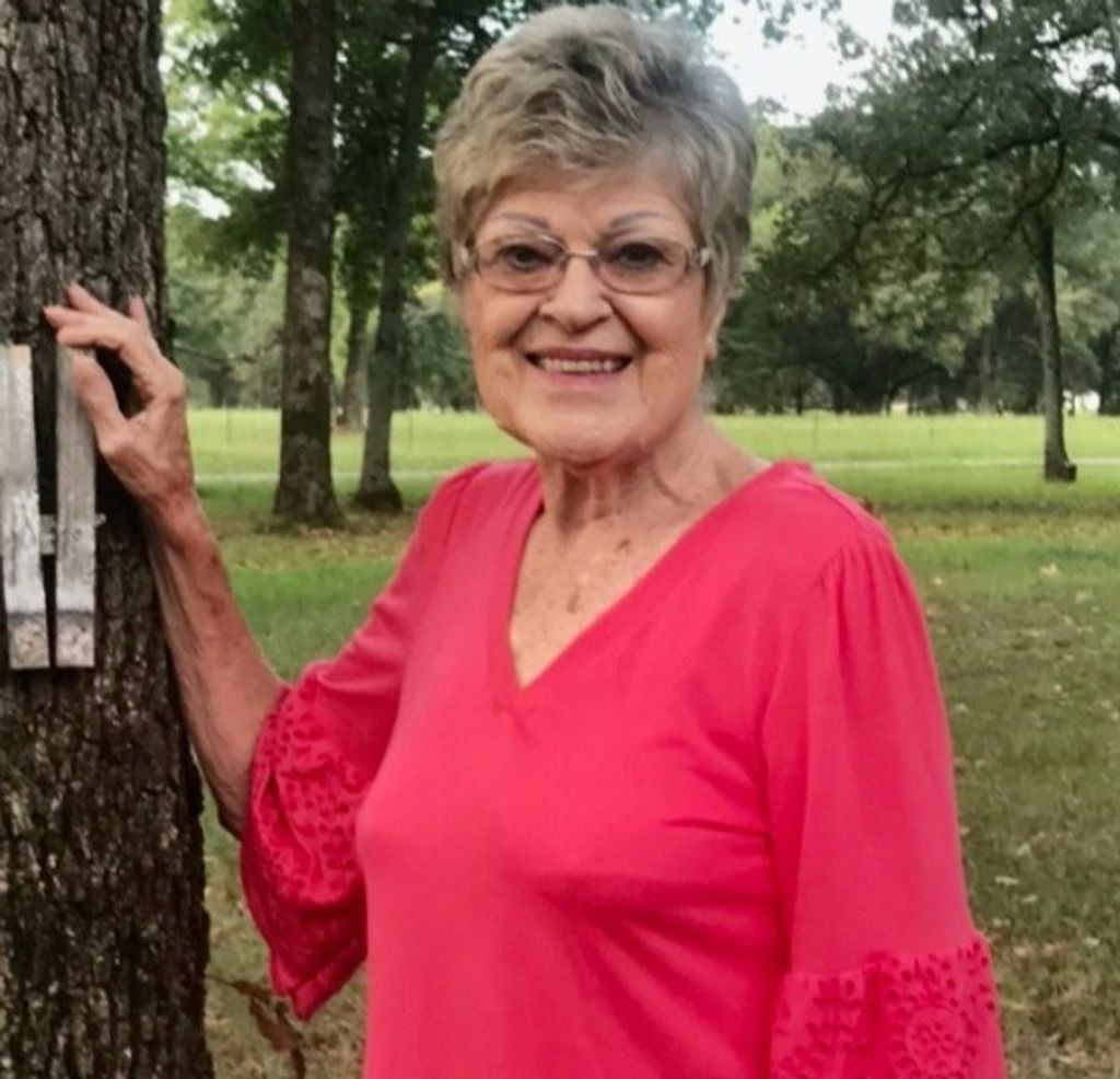 Linda Yvonne Freeland