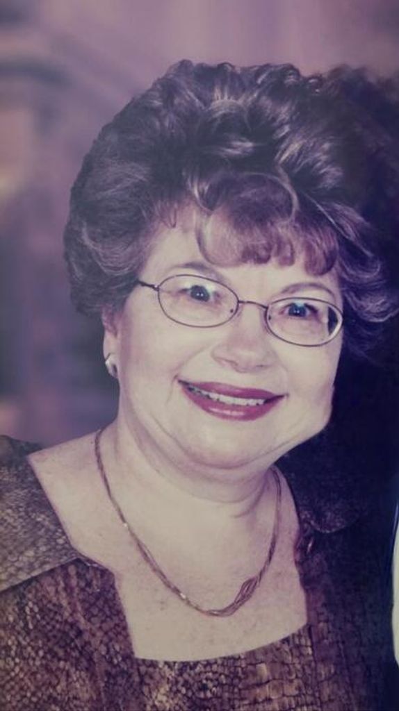 Linda Tchernoff Profile Photo