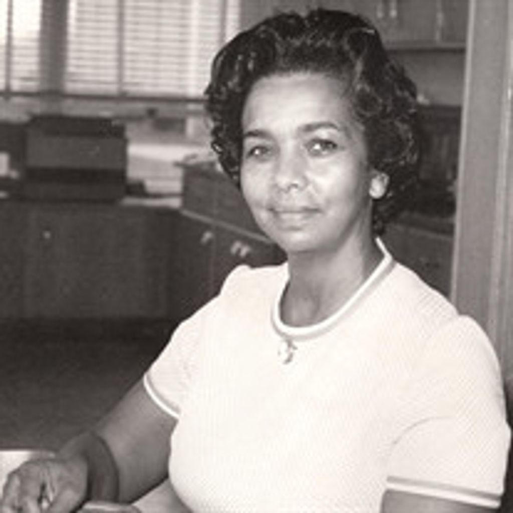 Maxine Y. Henry Profile Photo