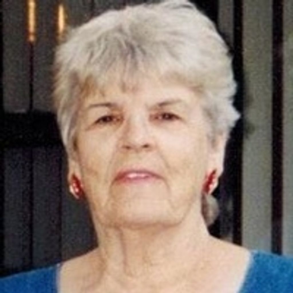 Maxine Evelyn Free