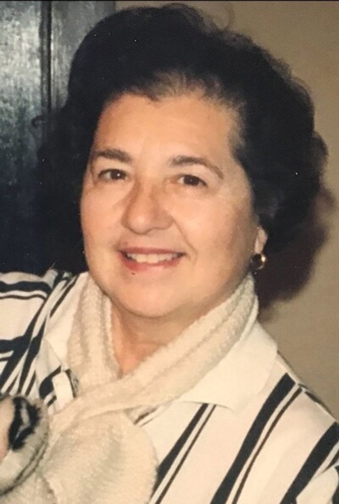 Eviginia Skodras Profile Photo