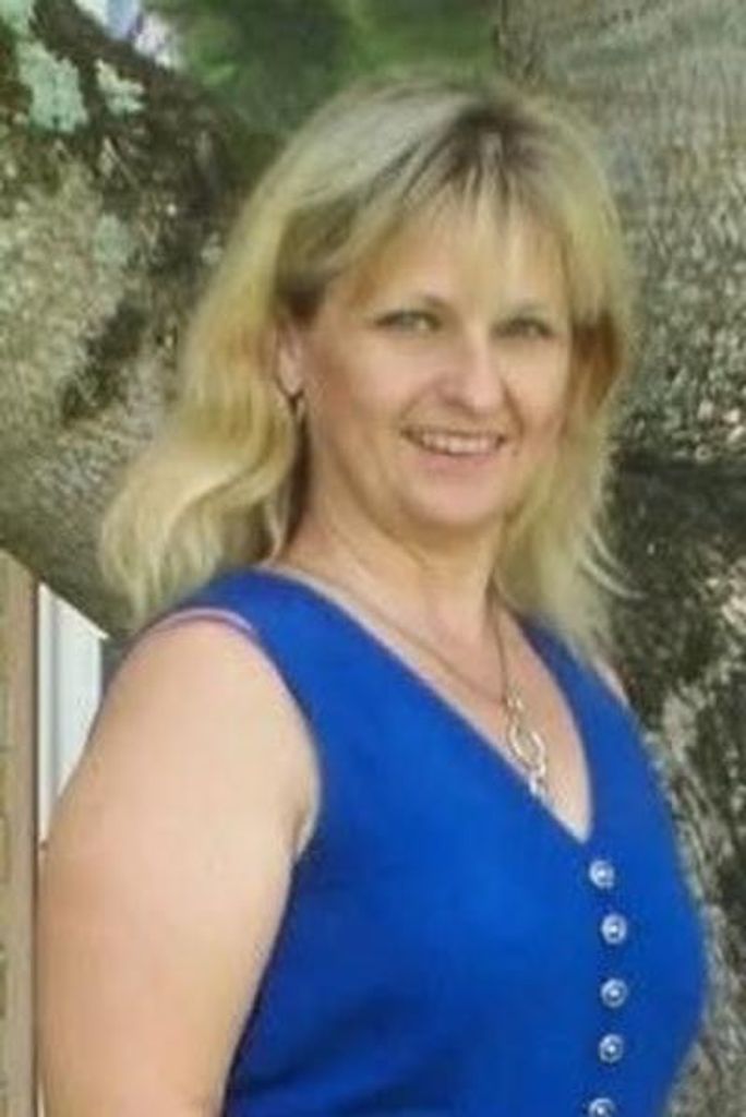 Rose Marie Hux Profile Photo