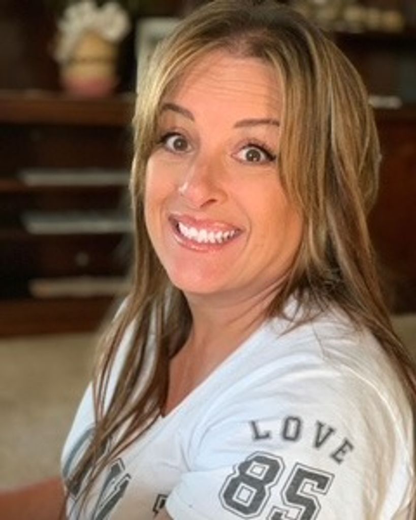 Deenie Patricia Cervera
