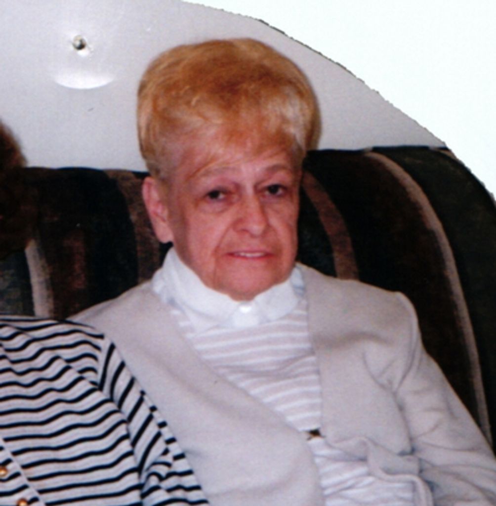 Elizabeth Costantino Profile Photo