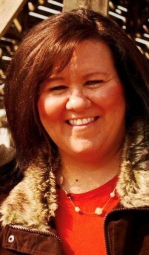 Calleen Golding photo gallery thumbnail 24 of 27