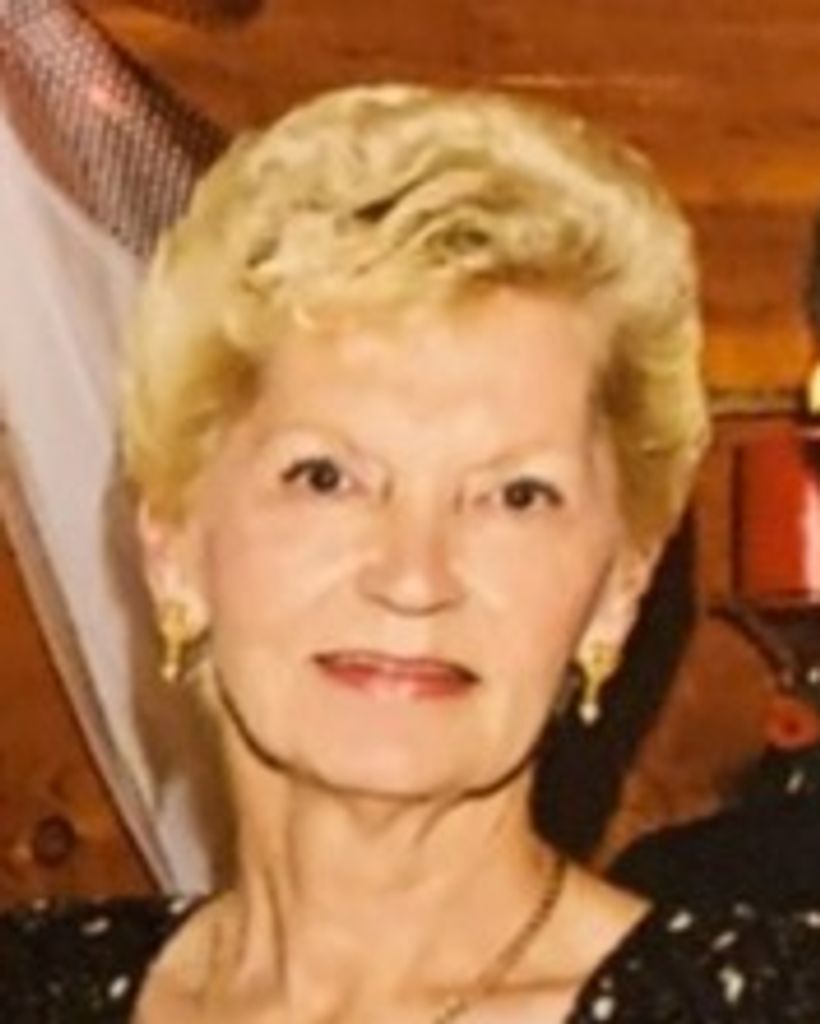 Louise Parsons Profile Photo