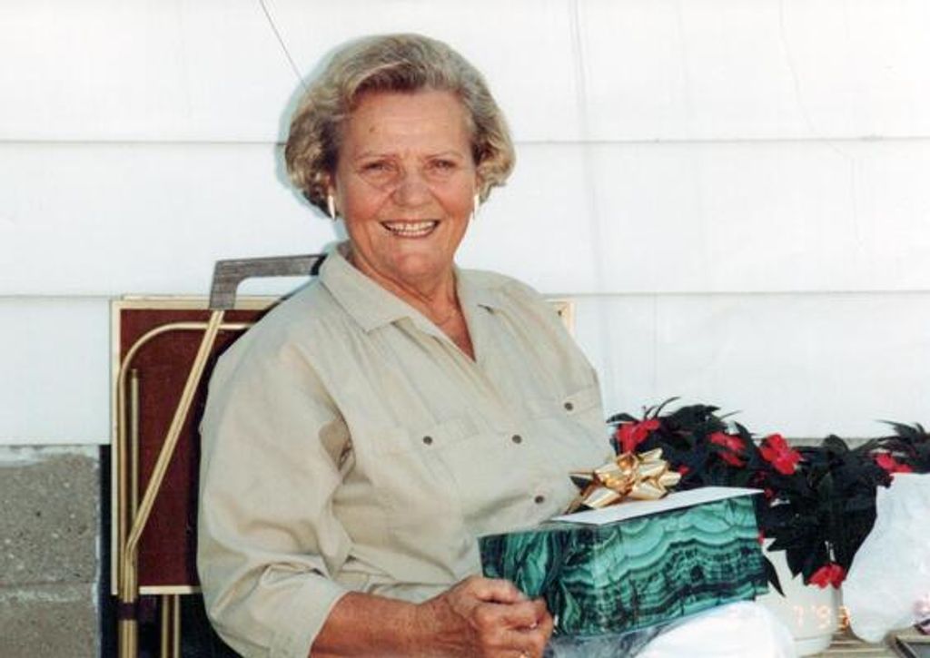 Anna Doroshko (Staruchina)