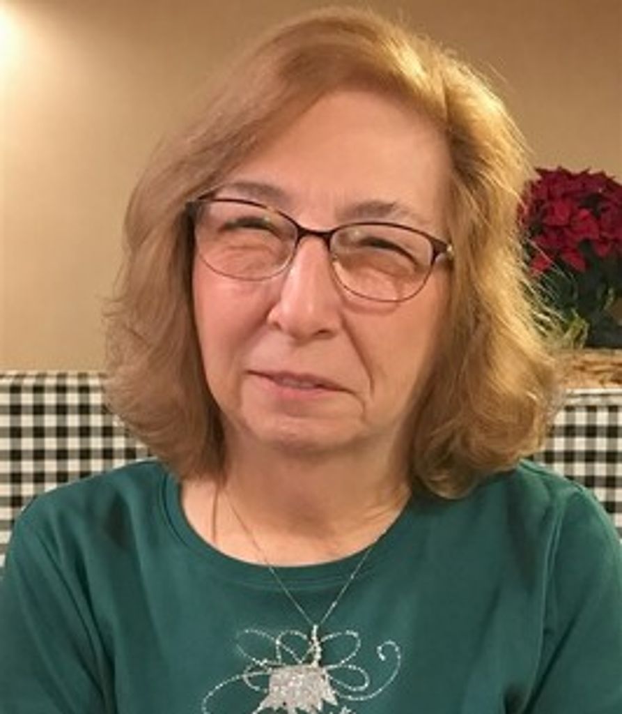 Mary Davis Profile Photo