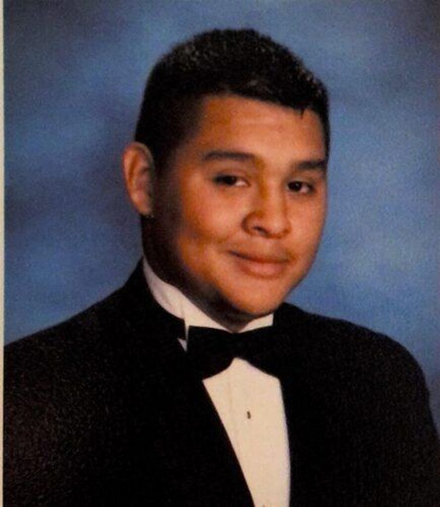 Javier Castillo Profile Photo