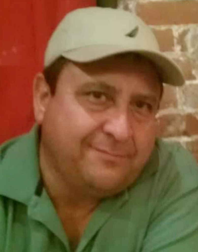 Robert Luna Torres Profile Photo