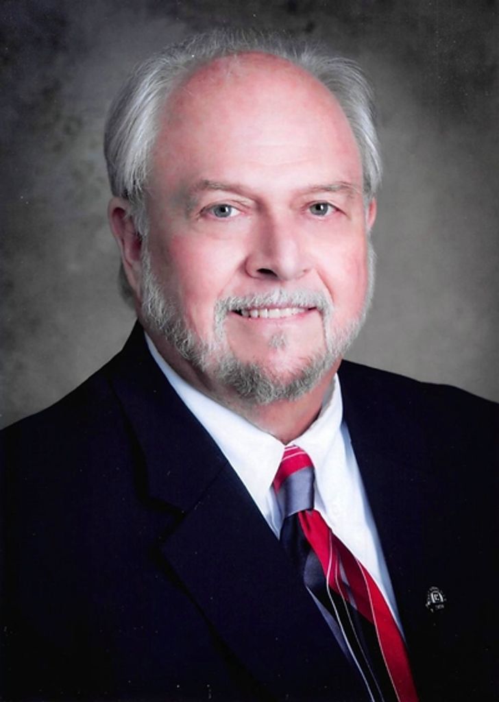 Bob Michael Walker Profile Photo