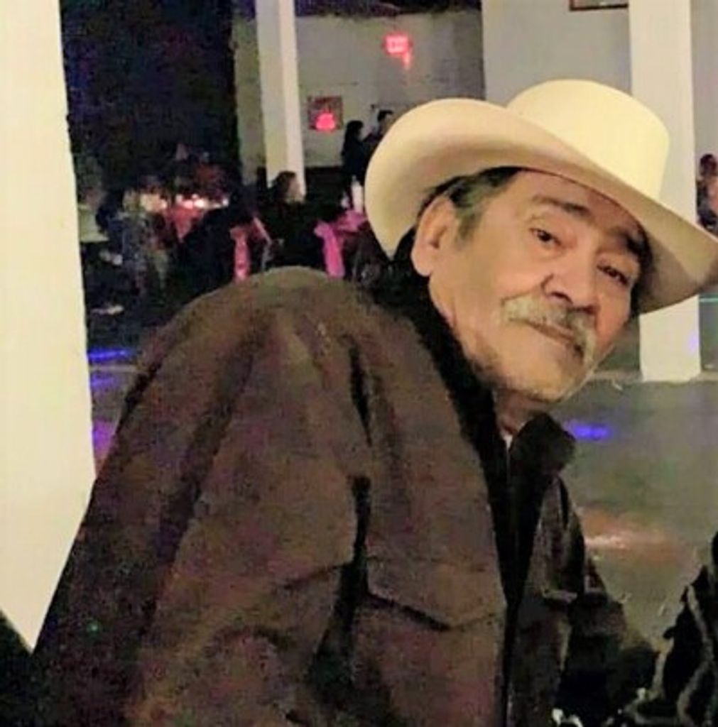 Santiago Medellin Profile Photo