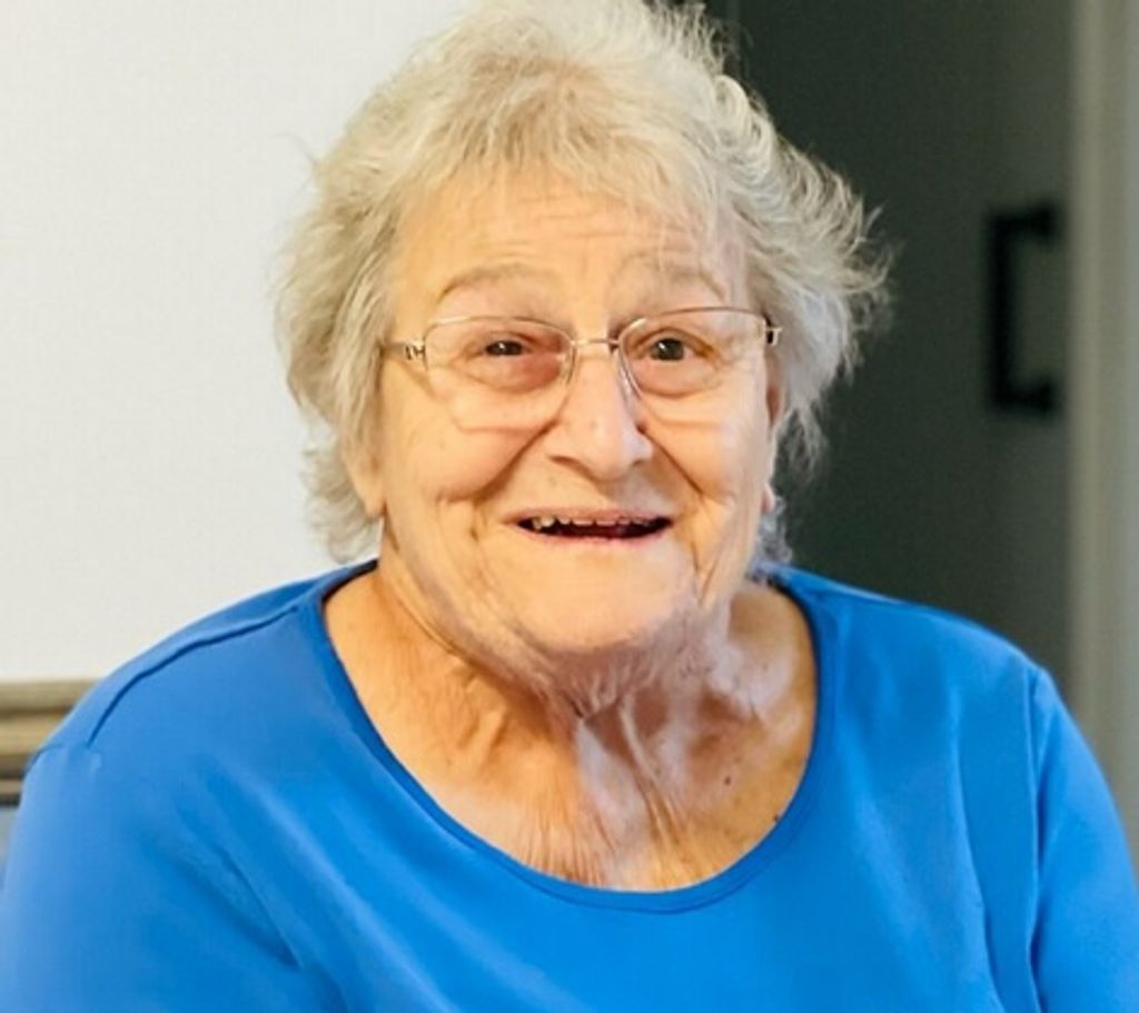 Joan (Puccinelli)  Cook Profile Photo