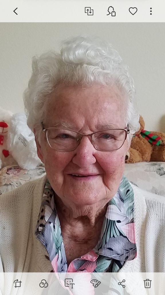 Mildred Lenora Vella Profile Photo