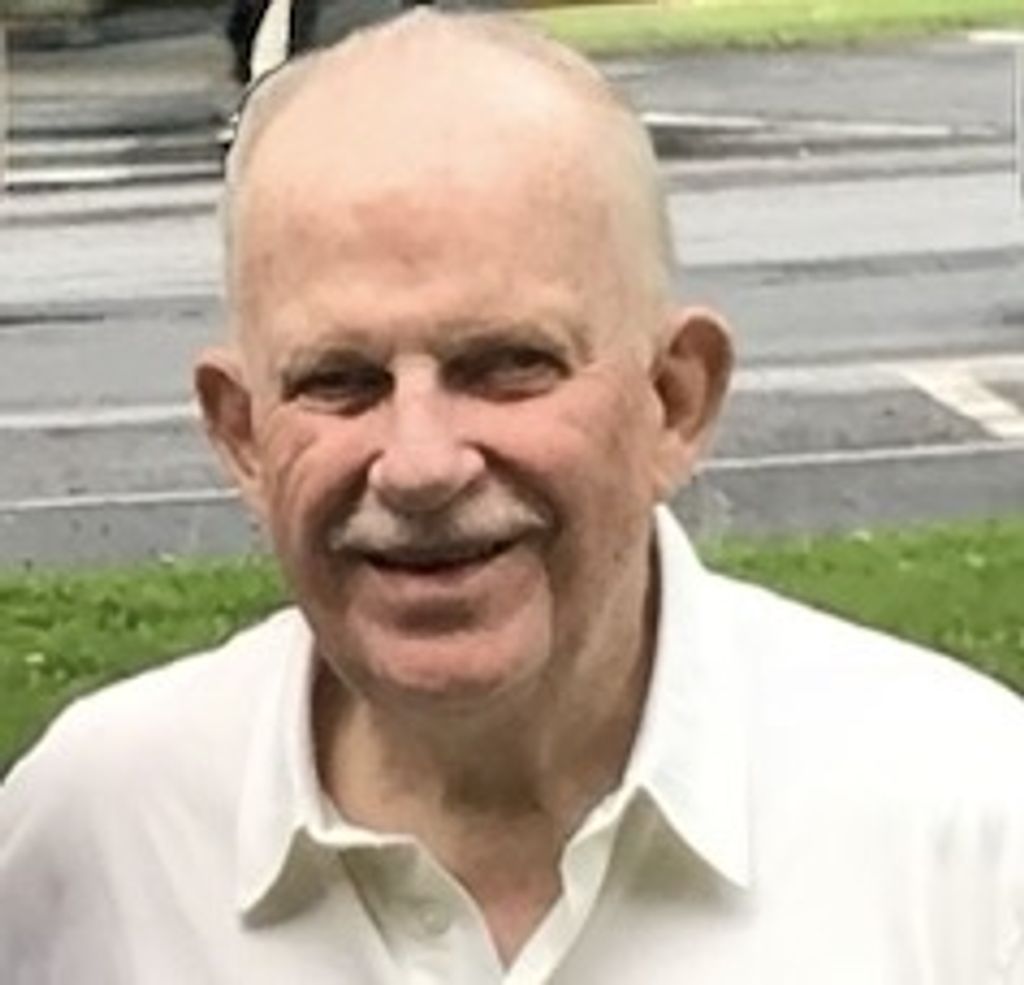 Clifford Thomas "Tom" Hultz Profile Photo