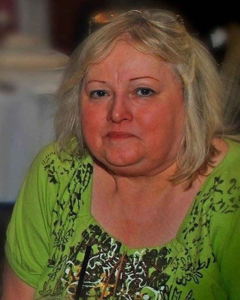 Dee Helferich Profile Photo