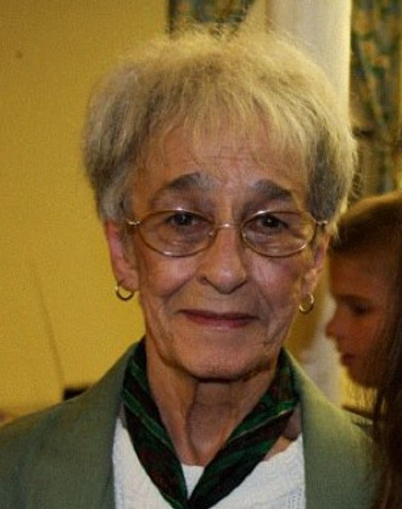 Carolyn J (Sherby)  Porter