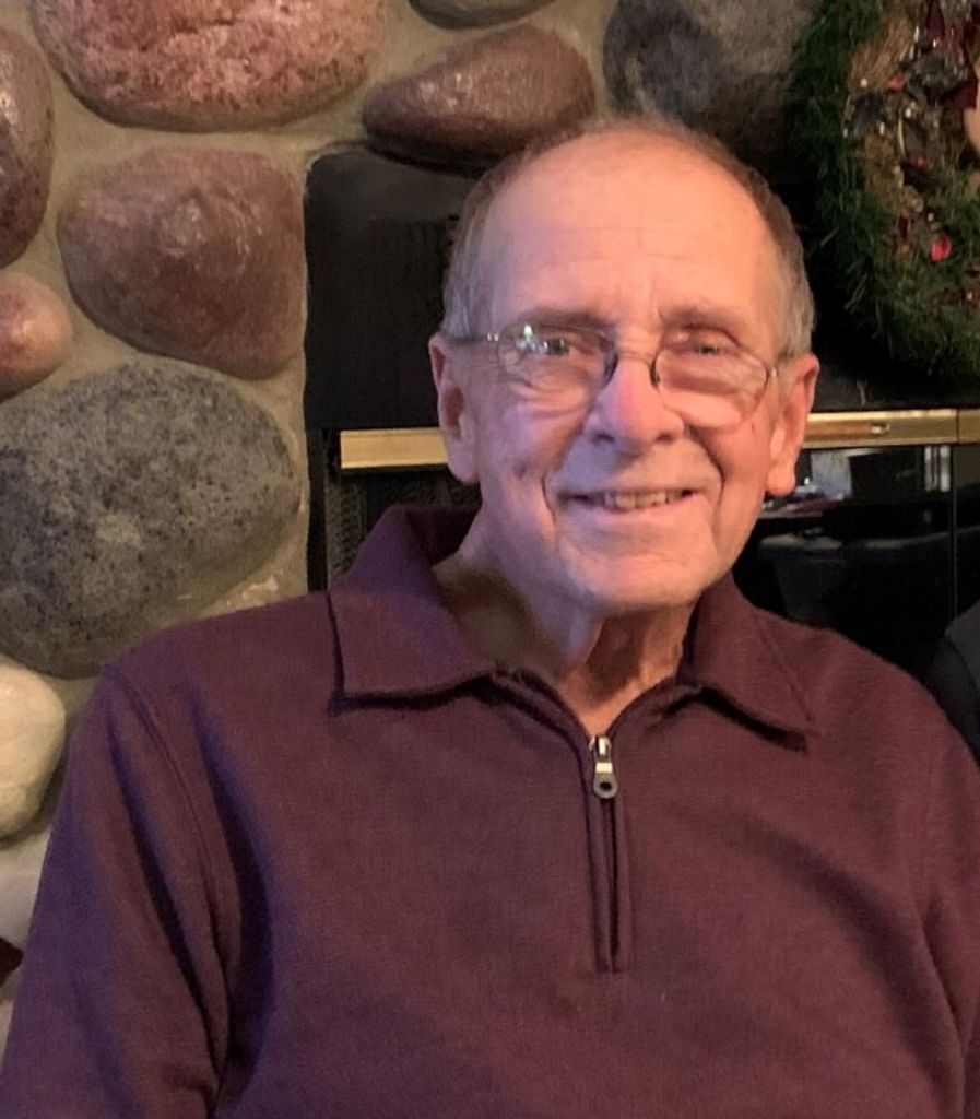 Lloyd Maglone Profile Photo