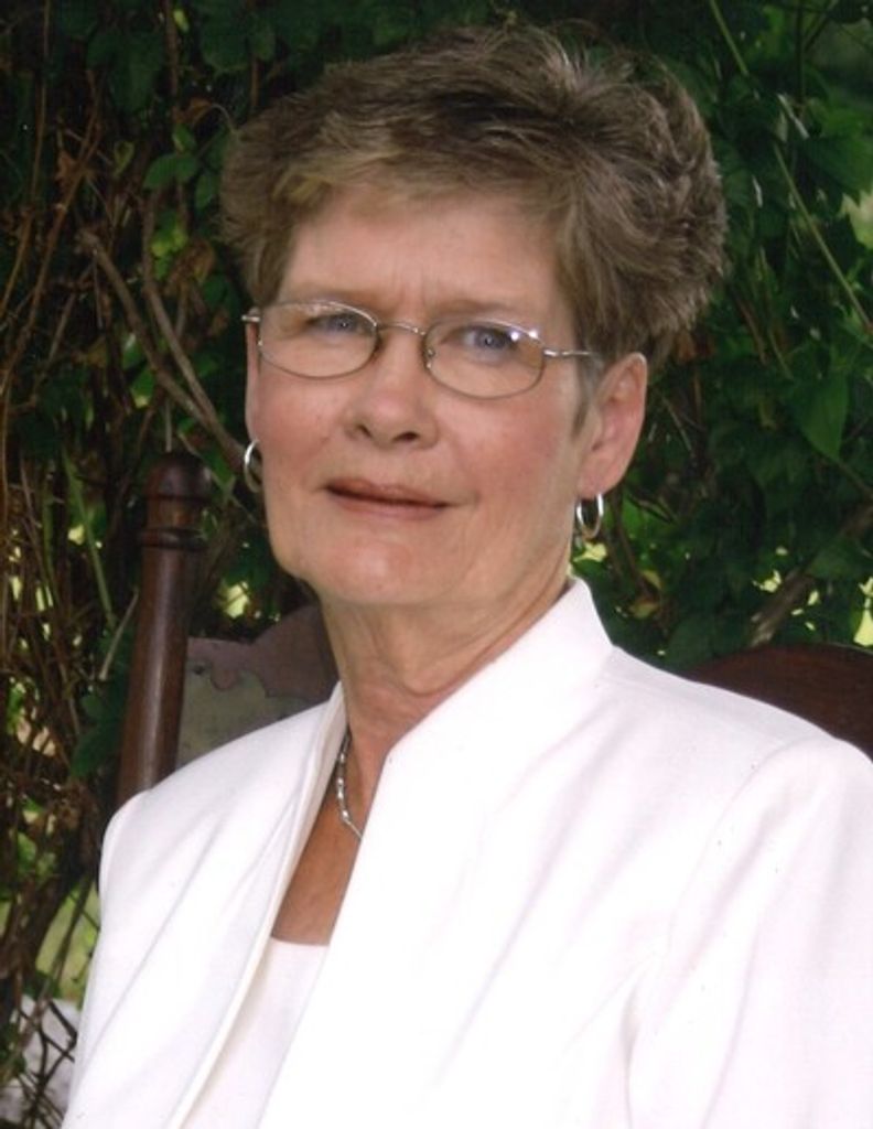 Elizabeth Tarleton Profile Photo