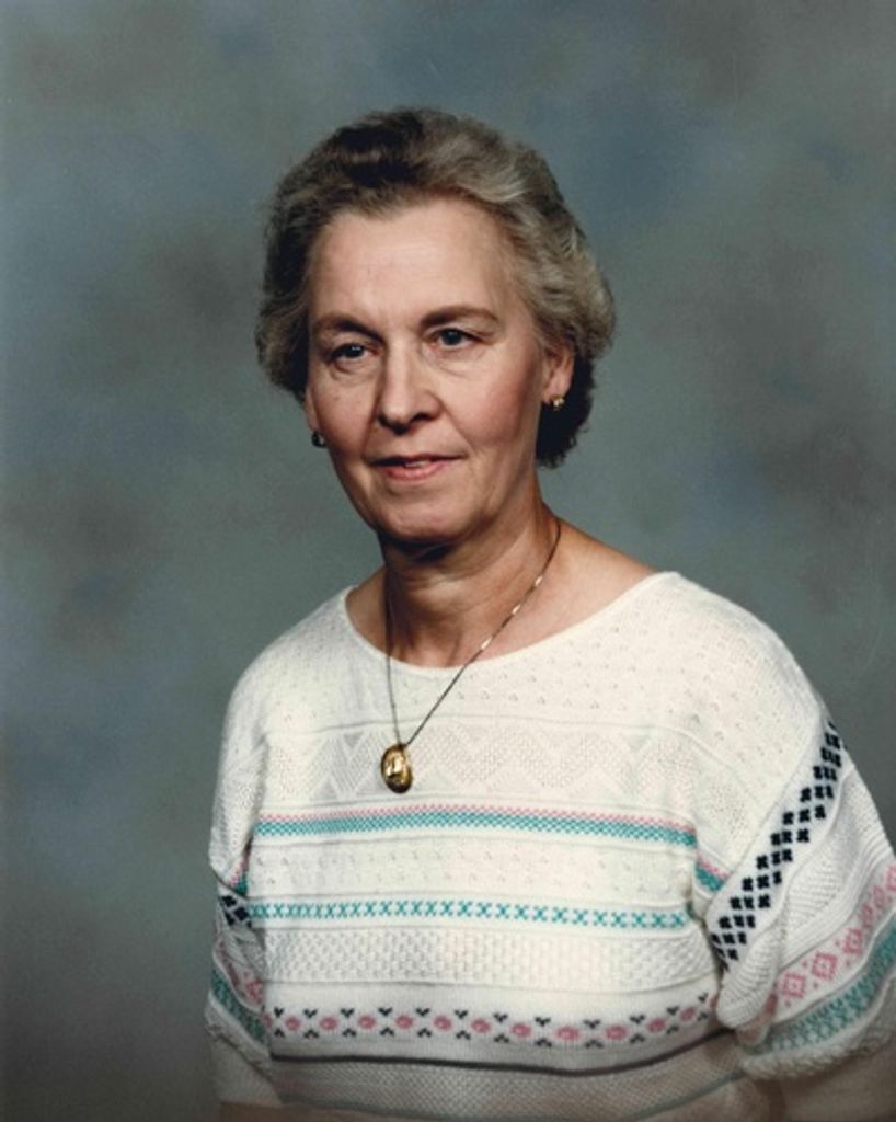 Julia Aubermann Profile Photo