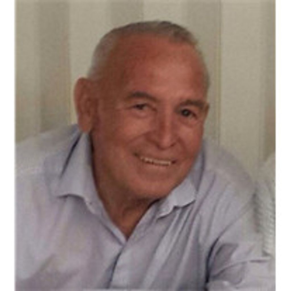 Benito G Casares