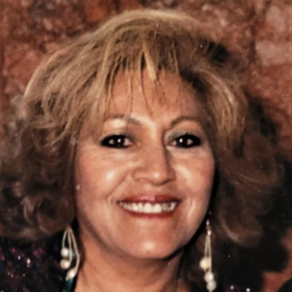Rosa Bueno