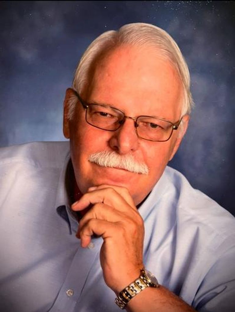 David Lee Place Profile Photo