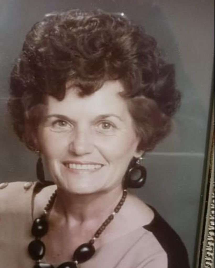 Dolores Ballou Olson Profile Photo