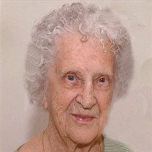 Anna Holwedel Profile Photo